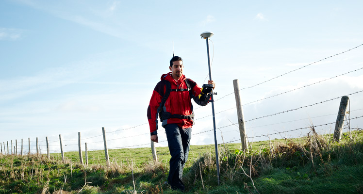 天寶Trimble R5 GNSS接收機(jī)